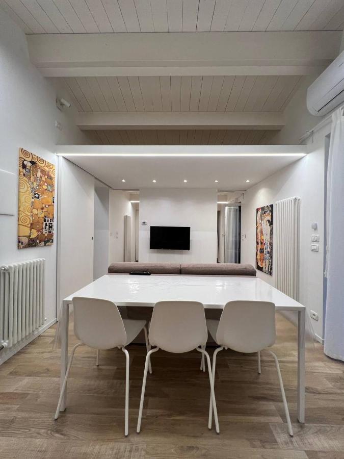 Casa Klimt Vicinissima Al Mare Parcheggio Privato Gratuito Se Disponibile Apartment เปสการา ภายนอก รูปภาพ